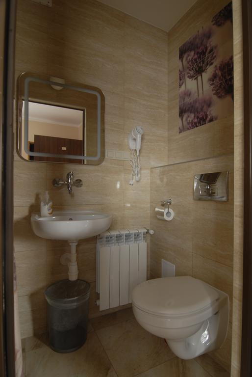 Motel U Olka Boczow Екстериор снимка
