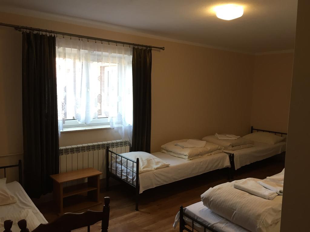 Motel U Olka Boczow Екстериор снимка